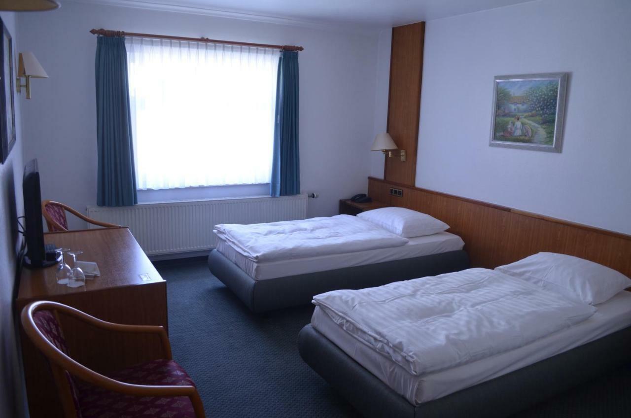 Hotel Zur Post Neubruchhausen Exterior photo